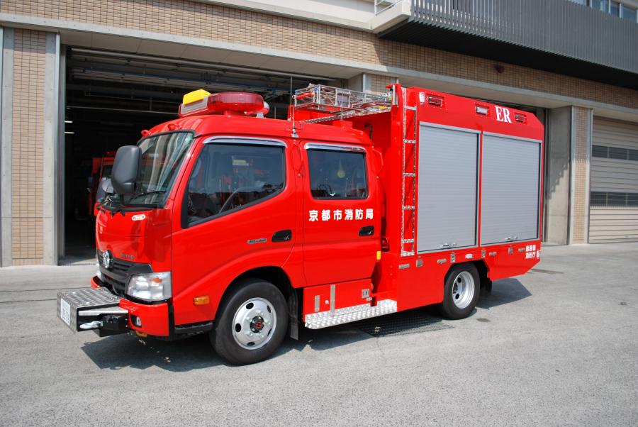 Hino Dutro Hybrid Electronic Rescue '2002